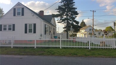 344 Mendon Ave, Pawtucket, RI 02861 - photo 2