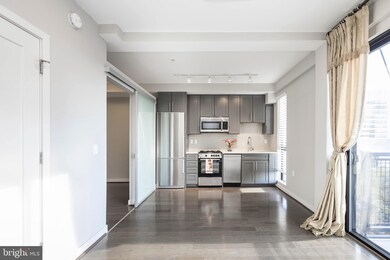 Octave 1320 unit 803, Silver Spring, MD 20910 - photo 5