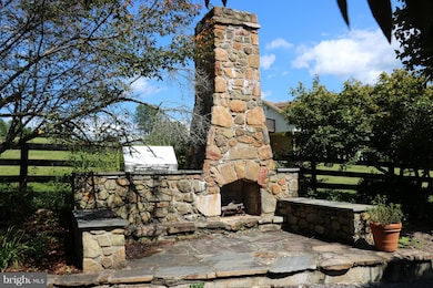 9078 Knoll Run Ln, Marshall, VA 20115 - photo 2