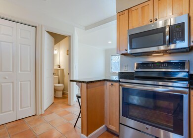 9BackCoveEstates-Portland-04