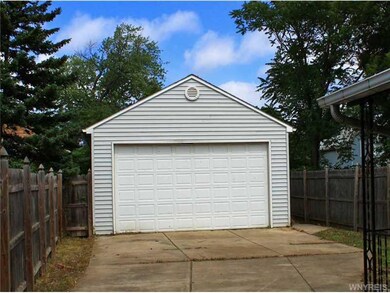 98 Miller St, North Tonawanda, NY 14120 - photo 3