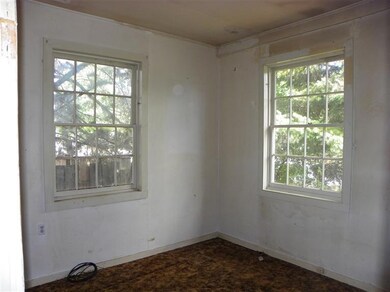 347 N Fourth St, Central Point, OR 97502 - photo 6