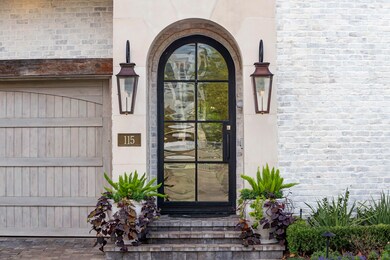 115 Memorial Parkview Dr, Houston, TX 77024 - photo 2