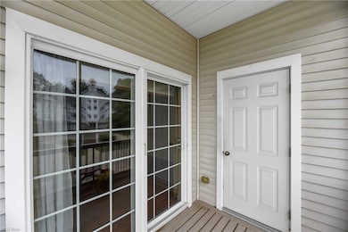 1006 Aqua Marine Blvd unit 44, Avon Lake, OH 44012 - photo 6