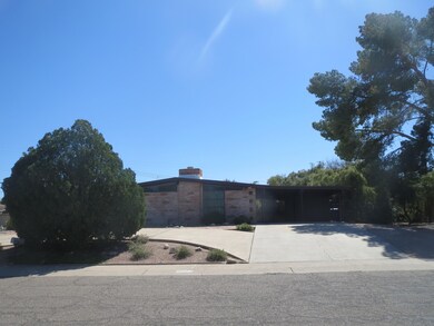 7002 E Julia St