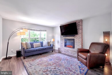 45616 Whitcomb Square, Sterling, VA 20166 - photo 7