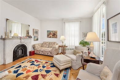 106 Franklin St, Bristol, RI 02809 - photo 7