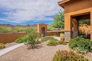 FRONT COURTYARD