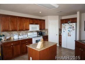 Kitchen with island