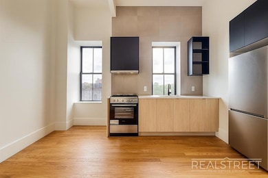 1520 Saint Johns Place unit 4, Brooklyn, NY 11213 - photo 4