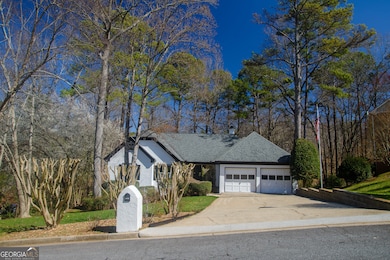 1190 Saint Ives Ct, Suwanee, GA 30024 - photo 2