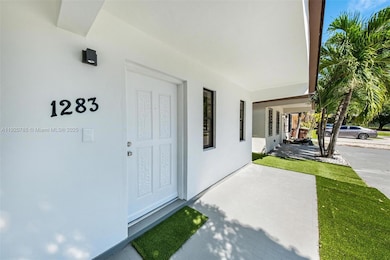 1281 W 42nd St, Hialeah, FL 33012 - photo 6