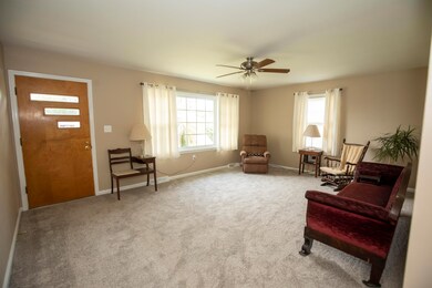 1004 Riverside Dr, Harrodsburg, KY 40330 - photo 5