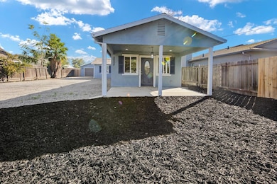 2052 E 4th St, Stockton, CA 95206 - photo 5