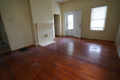 17 Gallon St, Laurens, SC 29360 - photo 5