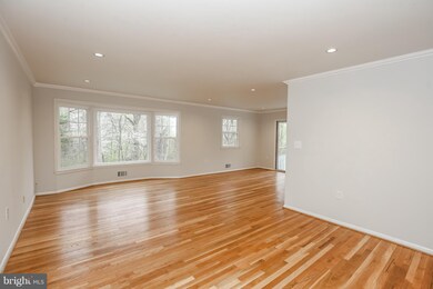 12809 Camellia Dr, Silver Spring, MD 20906 - photo 2