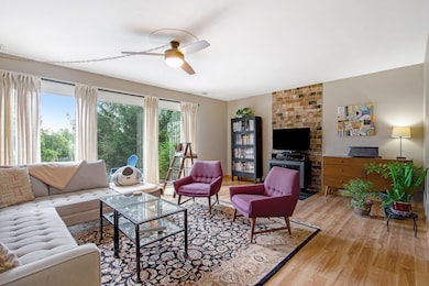 699 Skynob Dr, Ann Arbor, MI 48105 - photo 4