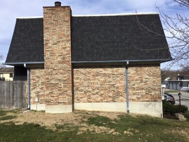 End unit/masonry fireplace