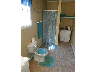 Master Bath/Spa.