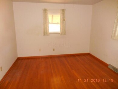 1270 Gumwood Dr, Columbus, OH 43229 - photo 3