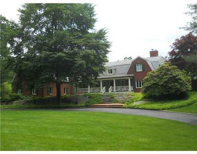 12 Stone Brook Ln, Cos Cob, CT 06807 - photo 2