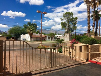Casa Club Gate