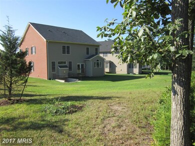 23241 Breadalbane Cir, Ashburn, VA 20148 - photo 4