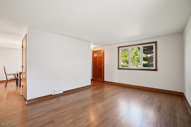 1792 Mountain Ave, Scotch Plains, NJ 07076 - photo 4