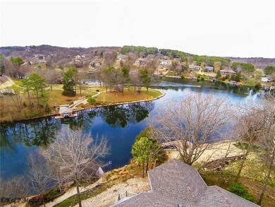 70 Kensington Dr, Bella Vista, AR 72715 - photo 2