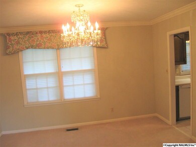 304 Manor St, Gadsden, AL 35901 - photo 5