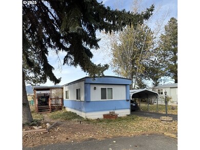 1809 26th St, La Grande, OR 97850 - photo 3