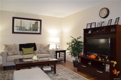 1290 Greenbrier Ln, North Tonawanda, NY 14120 - photo 3