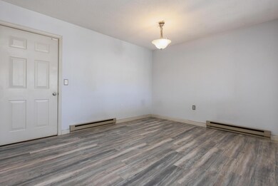 49 Somerset unit C-49, Freeport, ME 04032 - photo 6