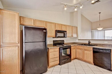 Kitchen_Black Appliances