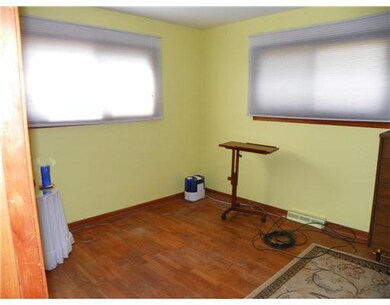 607 S Canal Rd, Lansing, MI 48917 - photo 5