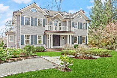 290 Riverside Ave Riverside CT-print-074