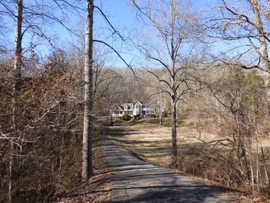 2250 Fallen Oaks Dr, Knoxville, TN 37932 - photo 2