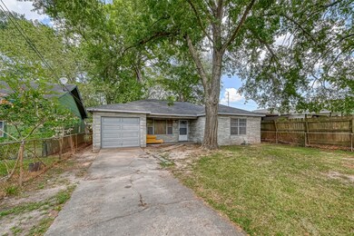 4809 Fitch St, Houston, TX 77016 - photo 4