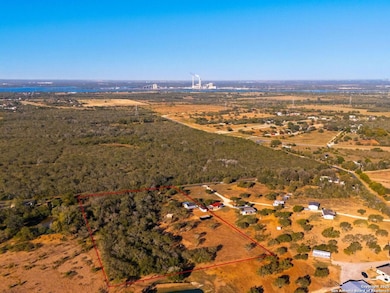 11922 Jolly Rd, Adkins, TX 78101 - photo 4