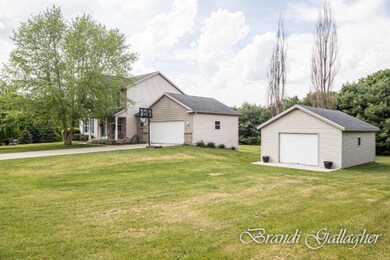 4515 Roseview CT-32