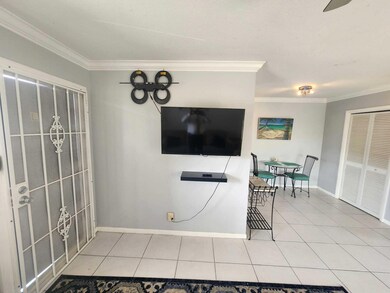 637 NE 6th Ct unit L, Boynton Beach, FL 33435 - photo 4