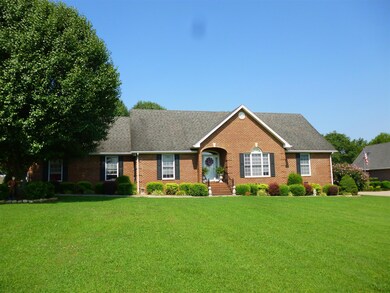 127 Highland Cir, Shelbyville, TN 37160 - photo 2