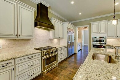 With state-of-the-art kitchen appliances this is a