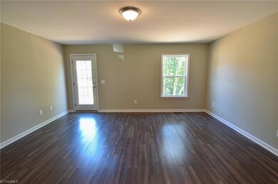 922 Fermer Rd, Asheboro, NC 27203 - photo 4