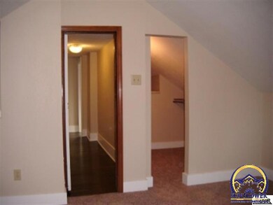 1239 SW High Ave, Topeka, KS 66604 - photo 7