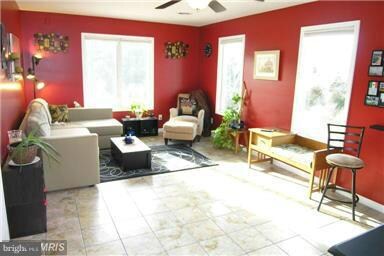 53 Rickenbacker Ct, Petersburg, WV 26847 - photo 4