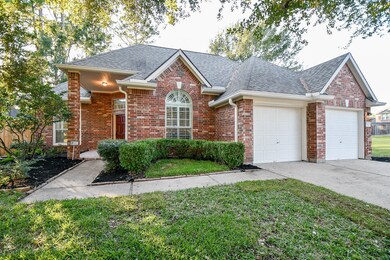 This house has no neighbors in two sides.