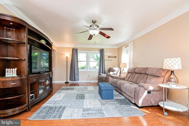 12509 Knowledge Ln, Bowie, MD 20715 - photo 7