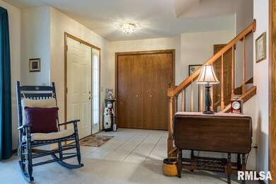 1317 W 51st St, Davenport, IA 52806 - photo 2