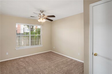 2507 Ashford Dr unit Classic, College Station, TX 77840 - photo 7